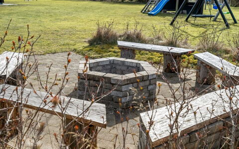 Sunna - 1.2Km from the Sea: Outdoor Bench, Outdoor Furniture, Bench, Garden, Outdoor Table, Picnic Table, Concrete, Backyard, Flagstone