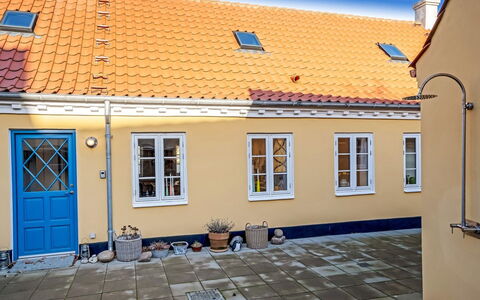 Rami - 250M from the Sea: Wood, Flooring, Wood Stain, Cabinetry, Countertop, Kitchen, Plumbing Fixture, Hardwood, Natural Material, Sink