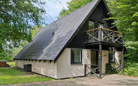 Estefania - 1Km from the Sea: Building, House, Window, Home, Roof, Residential Area, Shrub, Cottage, Land Lot