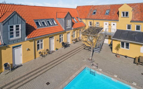Merta - 500M from the Sea: Mountain Range, Valley, Mountain Village, Resort Town