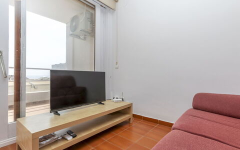 Airmenuda: Flooring, Floor, Wood, Interior Design, Ceiling, Room, Wood Flooring, Apartment, Furniture, Living Room