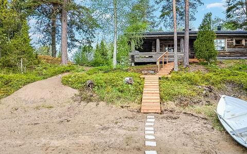 Kelokki: Tree, Wood, Land Lot, Cottage, Forest, Woodland, Log Cabin, Hardwood, Larch