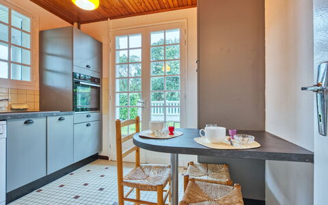 L'Étang: Flooring, Interior Design, Kitchen, Floor, Wood, Countertop, Furniture, Ceiling, Plumbing Fixture, Home