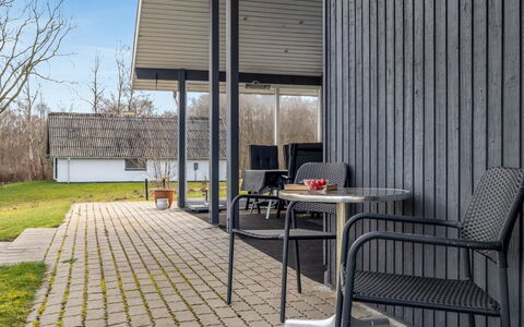 Tosti - 180M to the Fjord: Apartment, Condominium, Estate, Balcony, Villa, Hotel