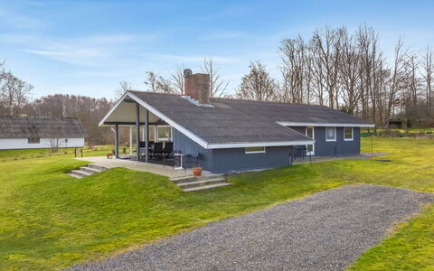 Tosti - 180M to the Fjord: Apartment, Condominium, Estate, Balcony, Villa, Hotel