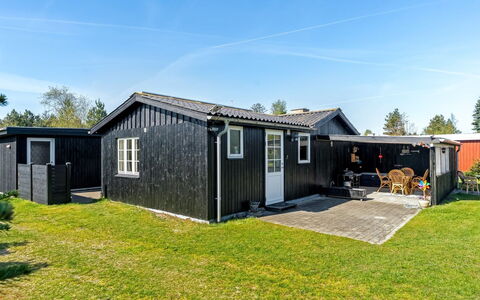 Yaris - from the Sea: Residential Area, Shrub, House, Home, Garden, Estate, Shade, Landscaping, Lawn