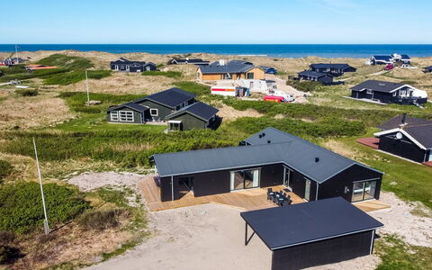 Jouni - 200M from the Sea: Grass, Grassland, Land Lot, Cottage, Rural Area, Meadow, Garden Buildings, Garden, Shed