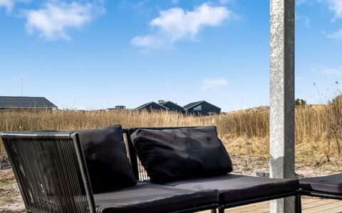 Jouni - 200M from the Sea: Grass, Grassland, Land Lot, Cottage, Rural Area, Meadow, Garden Buildings, Garden, Shed