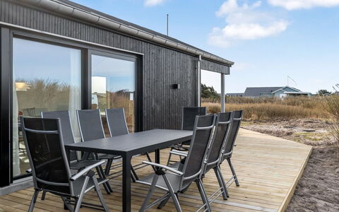 Jouni - 200M from the Sea: Grass, Grassland, Land Lot, Cottage, Rural Area, Meadow, Garden Buildings, Garden, Shed