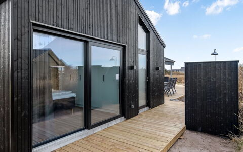 Jouni - 200M from the Sea: Grass, Grassland, Land Lot, Cottage, Rural Area, Meadow, Garden Buildings, Garden, Shed