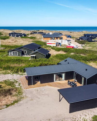 Jouni - 200M from the Sea