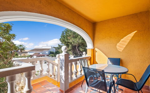 Pueblo de la Paz: Swimming Pool, Resort, Resort Town, Hotel