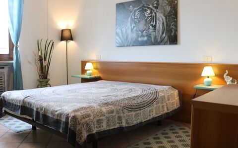 Le Tende Montesin: Furniture, Bed, Bedroom, Interior Design, Bed Sheet, Wood, Bedding, Floor, Flooring, Room