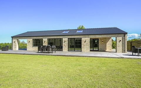 Tähti - 425M from the Sea: Roof, House, Residential Area, Home, Estate, Cottage, Design