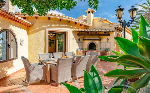 Castillo al Mar: Apartment, Furniture, Residential Area, Balcony, Condominium, Chair, Shade, Resort, Coast, Hotel