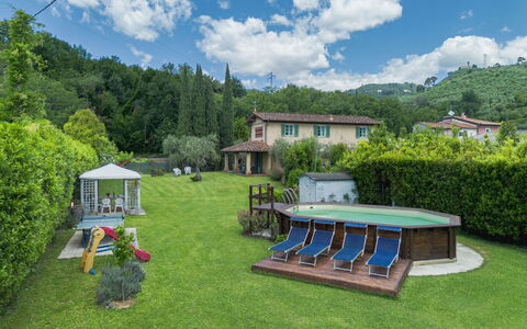 Il Casale: Shrub, Garden, Lawn, Groundcover, Swimming Pool, Landscaping, Yard, Eco Hotel, Farmhouse, Backyard