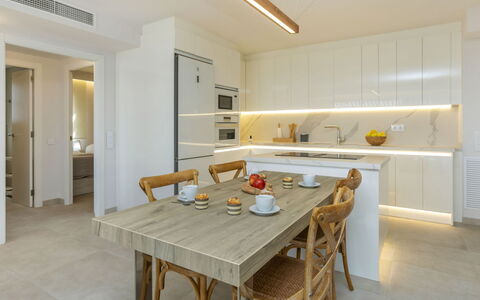 Marinada Cambrils: Swimming Pool, Composite Material, Apartment, Condominium, Villa, Landscaping, Resort, Hotel, Balcony, Eco Hotel