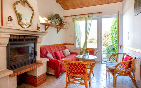 La Mouette Rieuse: Swimming Pool, Composite Material, Apartment, Condominium, Villa, Landscaping, Resort, Hotel, Balcony, Eco Hotel