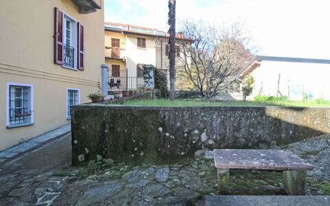 Bordeaux: Swimming Pool, Composite Material, Apartment, Condominium, Villa, Landscaping, Resort, Hotel, Balcony, Eco Hotel