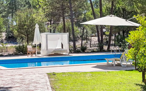 Apartamento Com 1 Quarto Ua33: Swimming Pool, Composite Material, Apartment, Condominium, Villa, Landscaping, Resort, Hotel, Balcony, Eco Hotel