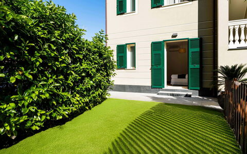 Libeccio: Residential Area, Shrub, Roof, Home, Cottage, Driveway, Estate, Siding, Landscaping, Yard