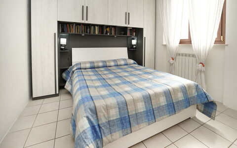 Casa Rigo: Furniture, Bedroom, Bed, Interior Design, Bed Sheet, Bedding, Floor, Flooring, Linens, Room