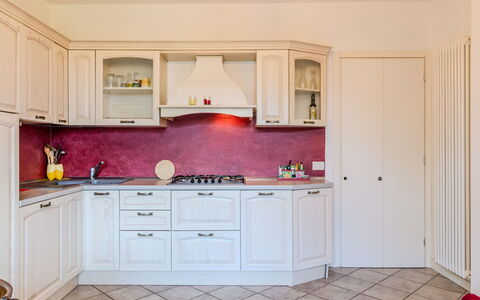 Raul: Interior Design, Home, Kitchen, Cabinetry, Room, Countertop, Apartment, Cupboard, Ceiling, Tap