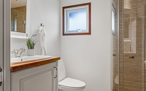 Thorvor - 400M from the Sea: Bathroom, Plumbing Fixture, Wall, Flooring, Floor, Interior Design, Tap, Sink, Plumbing, Mirror