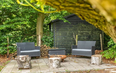Nanni - from the Sea: Wood, Home, Porch, Deck, Hardwood, Roof, Wood Stain, Wood Flooring, Eco Hotel