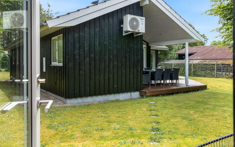Nanni - from the Sea: Wood, Home, Porch, Deck, Hardwood, Roof, Wood Stain, Wood Flooring, Eco Hotel