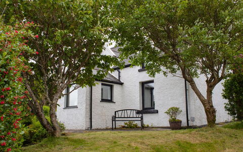 Galtrigill: Residential Area, Shrub, Roof, Home, Cottage, Driveway, Estate, Siding, Landscaping, Yard