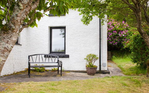 Galtrigill: Residential Area, Shrub, Roof, Home, Cottage, Driveway, Estate, Siding, Landscaping, Yard