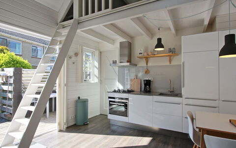 Residence Domburg: Wood, Flooring, Floor, Furniture, Interior Design, Wood Flooring, Apartment, Ceiling, Hardwood, Room