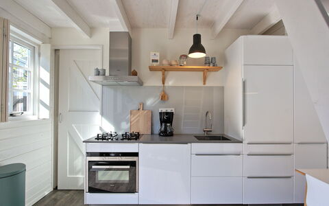 Residence Domburg: Kitchen, Kitchen Appliance, Major Appliance, Countertop, Flooring, Wood, Cabinetry, Interior Design, Furniture, Floor