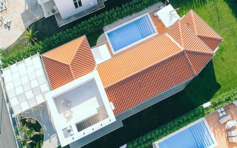 Fordaliso: Residential Area, Swimming Pool, Home, House, Roof, Architecture, Estate, Composite Material, Resort, Eco Hotel