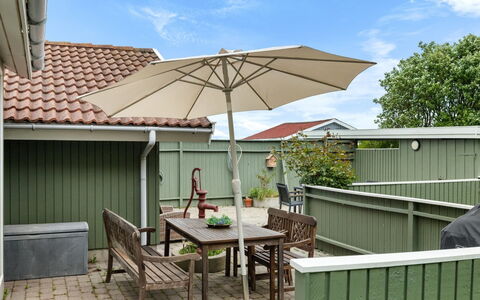 Gitt - 140M from the Sea: Grass, Grassland, Land Lot, Cottage, Rural Area, Meadow, Garden Buildings, Garden, Shed