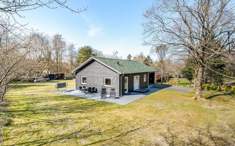 Calli: Building, House, Home, Roof, Cottage, Rural Area, Siding, Estate, Farmhouse, Garden Buildings
