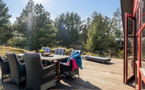 Nimrod - 800M from the Sea: Wood, Furniture, Shrub, Land Lot, Garden, Outdoor Furniture, Cottage, Hardwood, Chair, Landscaping