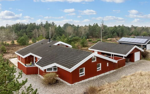 Gunborg - 2.5Km from the Sea: Roof, House, Home, Cottage, Siding, Estate, Driveway, Garden Buildings, Yard, Shed