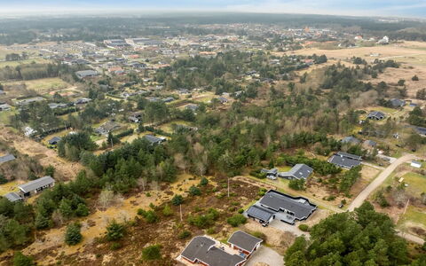 Gunborg - 2.5Km from the Sea: Roof, House, Home, Cottage, Siding, Estate, Driveway, Garden Buildings, Yard, Shed