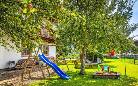 Saalfelden am Steinernen Meer 24: Lawn, Cottage, Garden, Yard, Backyard, Park, Landscaping, Farmhouse, Outdoor Play Equipment, Eco Hotel