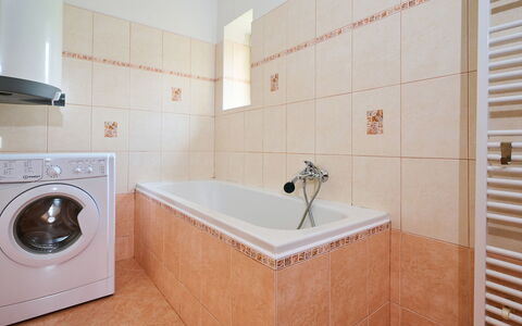U Pekařů: Flooring, Floor, Plumbing Fixture, Interior Design, Bathroom, Tile, Ceiling, Tap, Bathtub, Plumbing