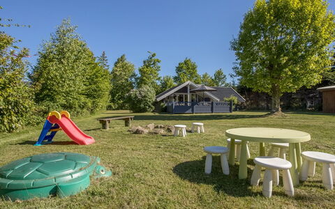 Ovine - 900M from the Sea: Mountain Range, Valley, Mountain Village, Resort Town