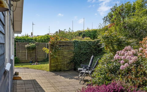 Jelke - 500M from the Sea: House, Roof, Home, Cottage, Estate, Farmhouse, Villa, Porch, Siding
