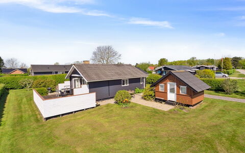 Hira - 200M from the Sea: Roof, House, Home, Cottage, Door, Siding, Deck, Porch, Plank, Hardwood