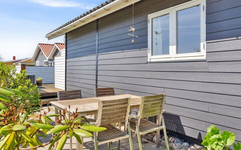 Hira - 200M from the Sea: Roof, House, Home, Cottage, Door, Siding, Deck, Porch, Plank, Hardwood