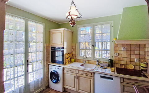 La Coustelline: Interior Design, Flooring, Kitchen, Wood, Furniture, Countertop, Floor, Cabinetry, Ceiling, Room