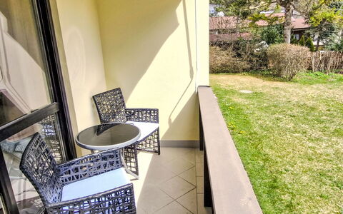 Bergnest: Floor, Interior Design, Flooring, Furniture, Shade, Chair, Balcony, Wood Stain, Porch