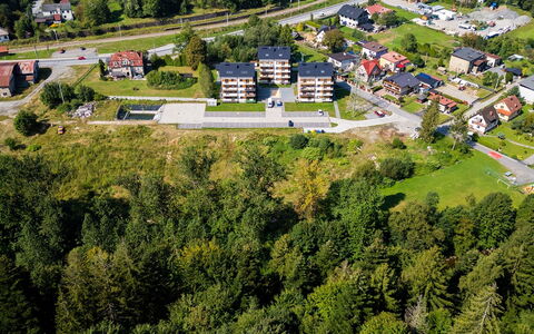 River Park: Residential Area, Building, Home, Neighbourhood, House, Suburb, Bird'S-Eye View, Landscape, Coast, Coastal And Oceanic Landforms