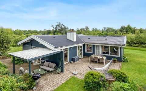 Vangel - 350M from the Sea: Grass, Grassland, Land Lot, Cottage, Rural Area, Meadow, Garden Buildings, Garden, Shed